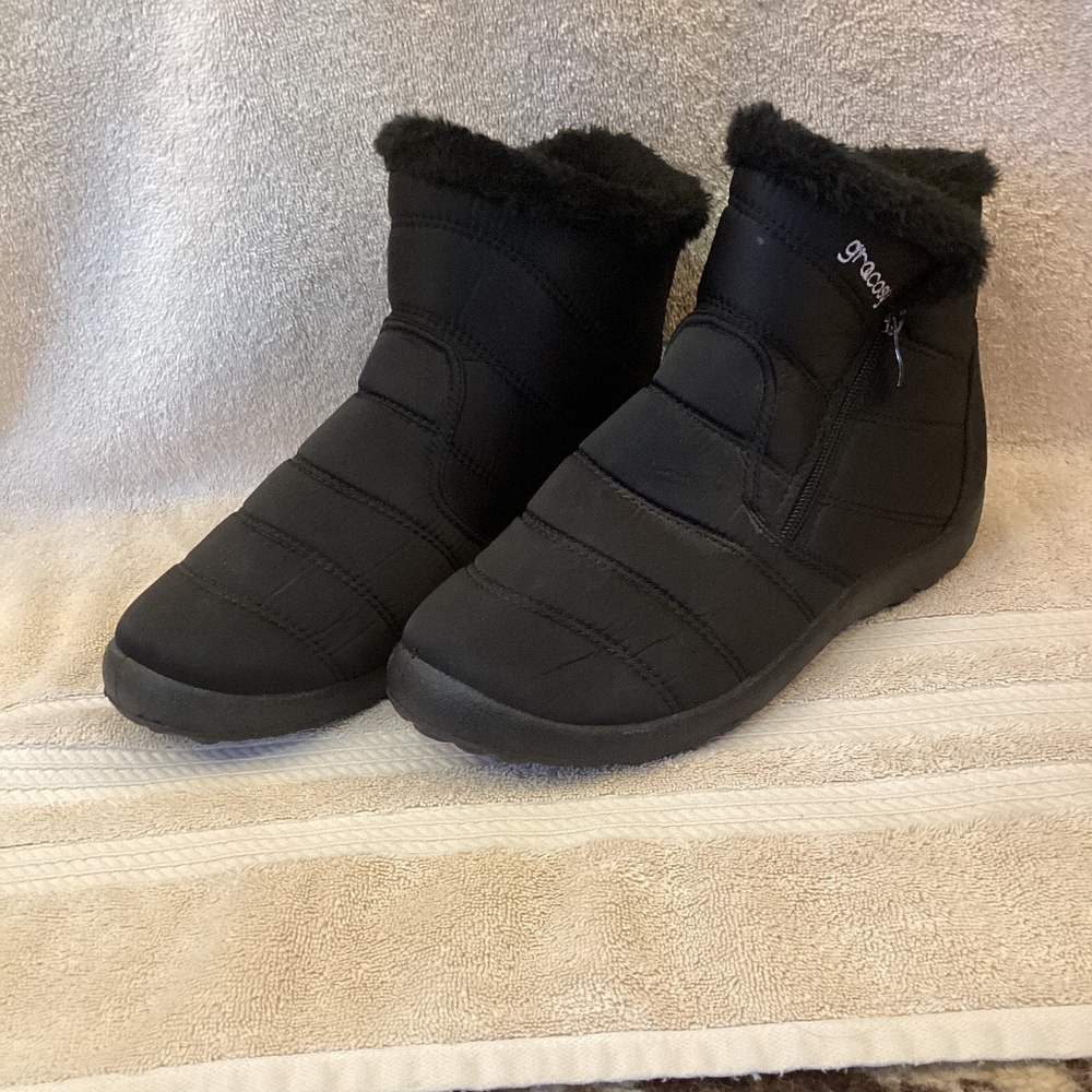 Gracosy Women's Faux Fur Lined Snow Ankle Boots Size 41 9